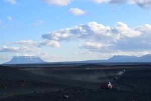 Una fotografia scattata da The Half Hermit in Islanda, lungo una delle piste più belle al mondo, la F88, che conduce al vulcano Askja.